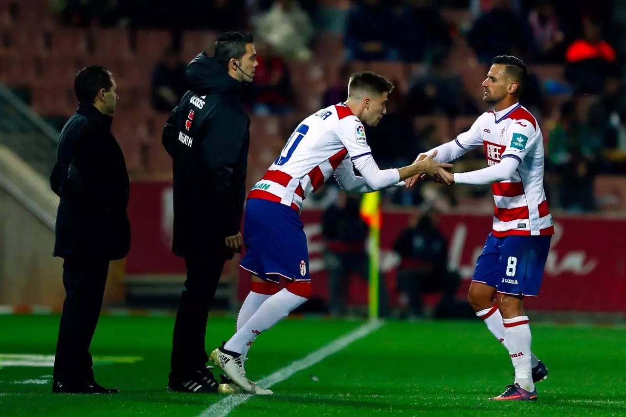 清晨突围战来临，萨克拉门托国王围绕国王杯远射贴柱，信心回归，球探报告显示潜力