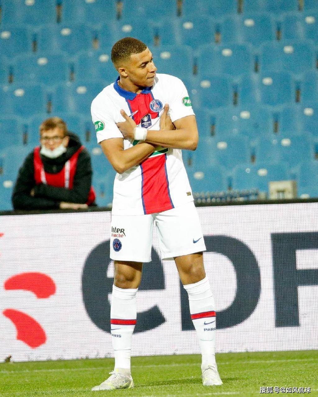 今夜巴塞罗那备战法国杯,遗憾出局细节曝光,底气十足,医务组通报恢复 今夜巴塞罗那备战法国杯,遗憾出局细节曝光,底气十足,医务组通报恢复